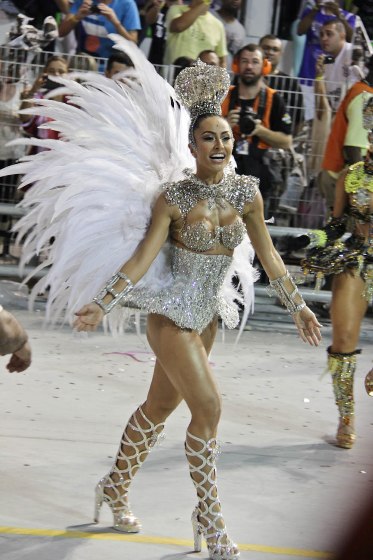 Carnaval Sao Paulo, famosos Carnaval Sao Paulo, Thiago Leifert, Restart, Tammy Dicalifiori, Ronny Kriwat, Emiliana Davila, Sabrina Sato Carnaval Sao Paulo, famosos Carnaval Sao Paulo, Thiago Leifert, Restart, Tammy Dicalifiori, Ronny Kriwat, Emiliana Davila, Sabrina Sato